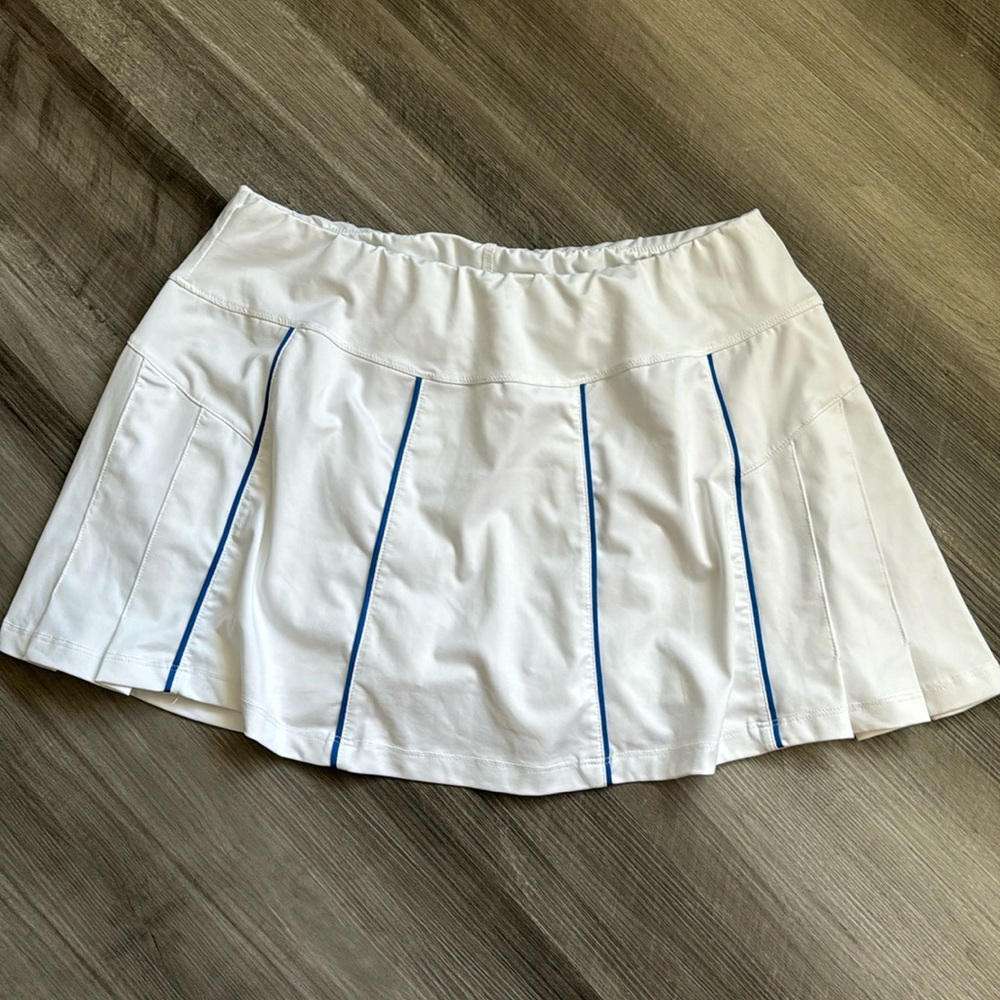 TAIL tennis skirt skort large athletic tennis white blue pleated women’s golf